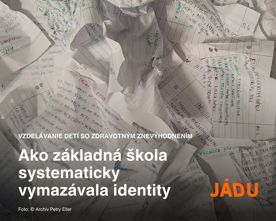 Titulka článku "Ako základná škola systematicky vymazávala identity" - fotografia roztrhaných zošitov